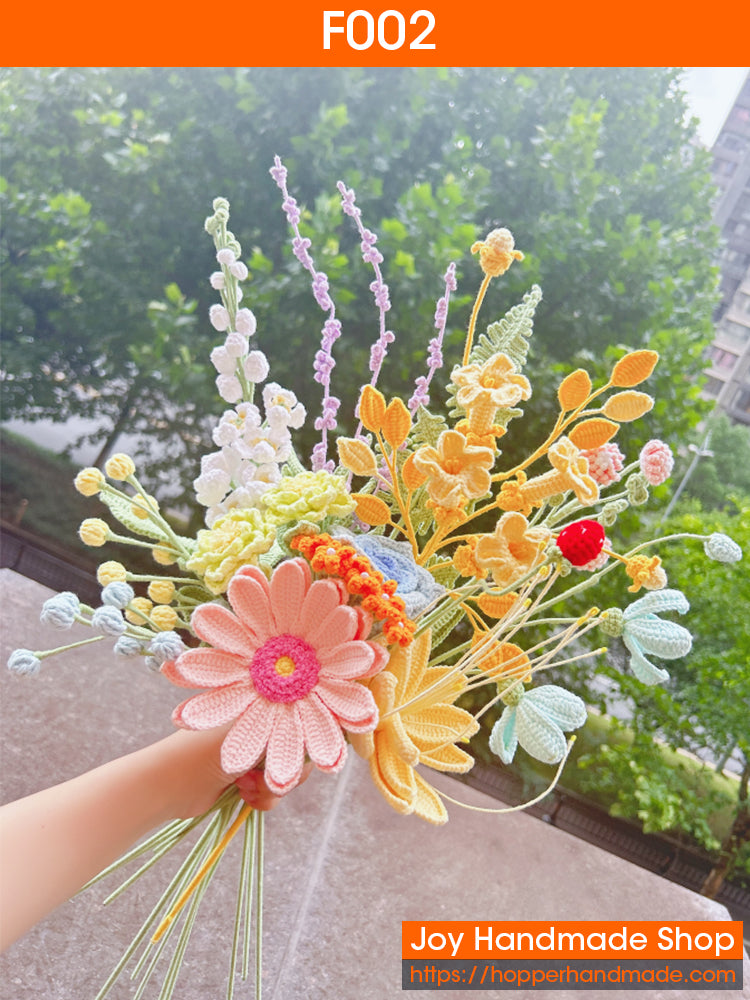 F002 Handmade Crochet Flowers Bouquet
