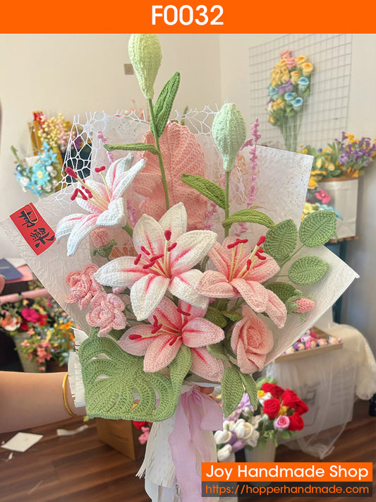 F0032 Crochet Lily Bouquet for girl Friend/Parents/Friend