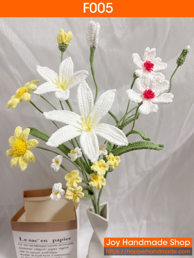 F005 Handmade Crochet Flowers Bouquet