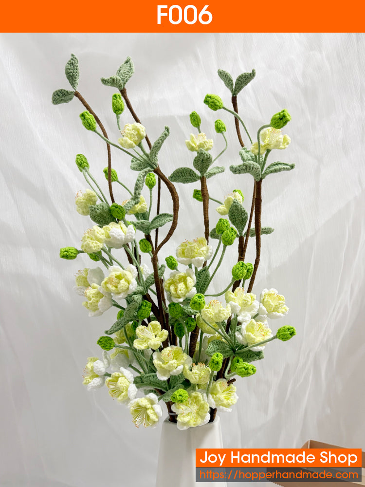 F006 Handmade Crochet Flowers Bouquet